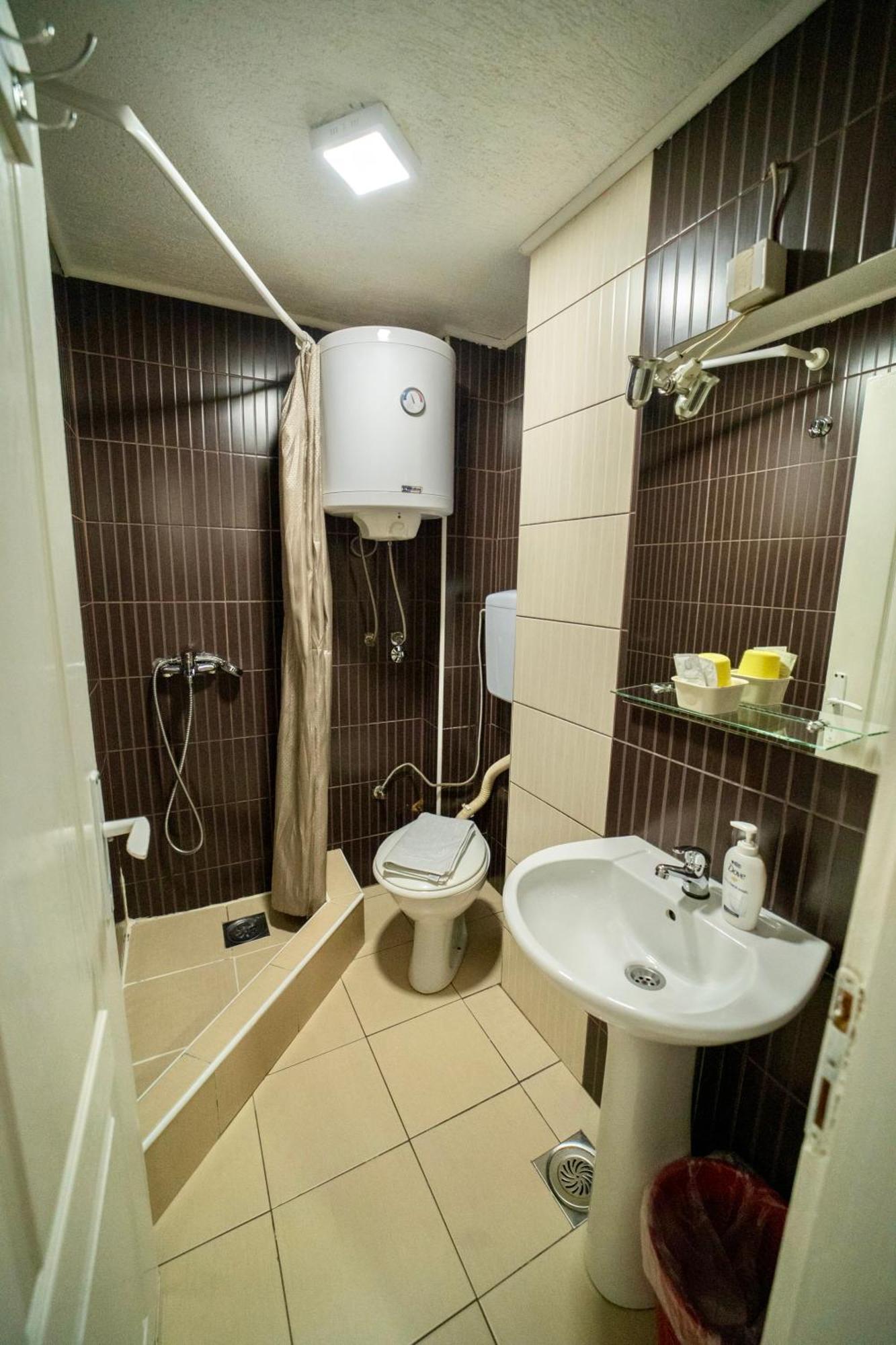Apartmani Aleksandra U Centru Grada Kragujevac Exterior foto