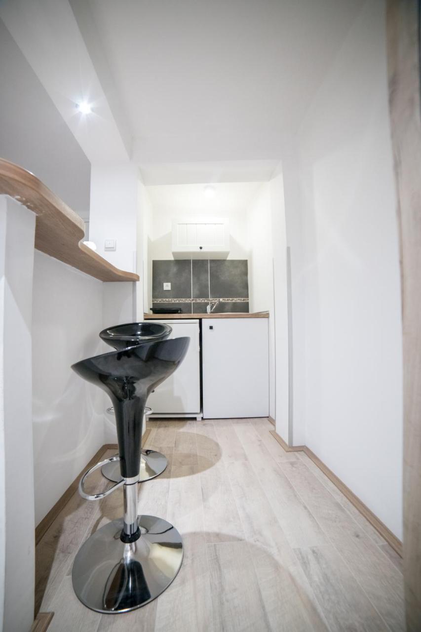 Apartmani Aleksandra U Centru Grada Kragujevac Exterior foto